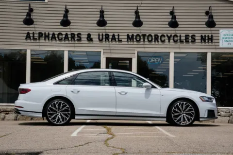 More photos of 2021 Audi A8 L 60 Quattro at North Hampton, NH