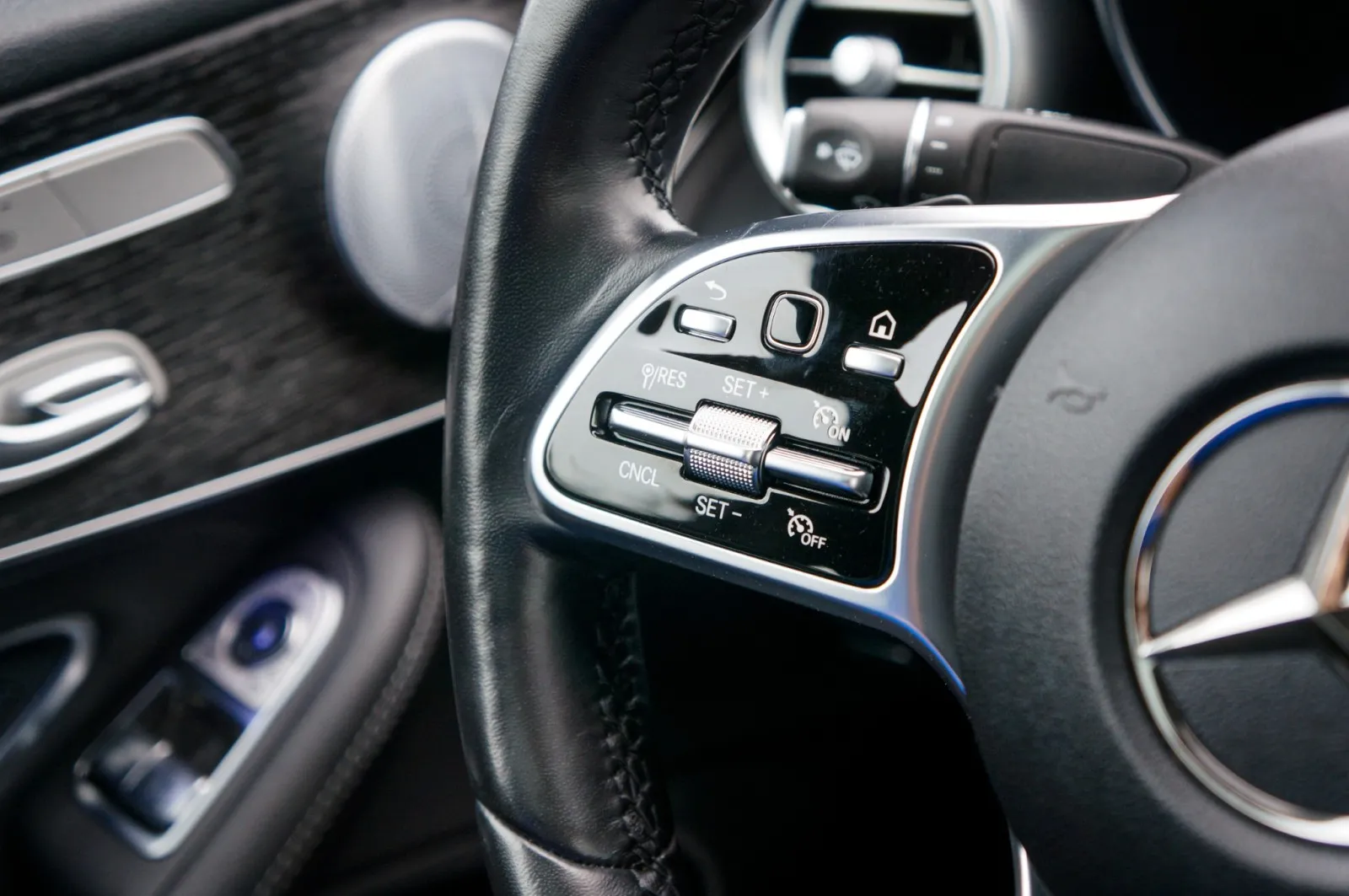 2021 Mercedes-Benz C-Class Coupe C300 - Photo 38
