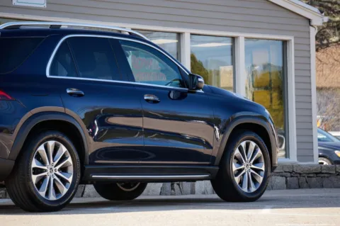 More photos of 2020 Mercedes-Benz GLE 350 4MATIC at North Hampton, NH
