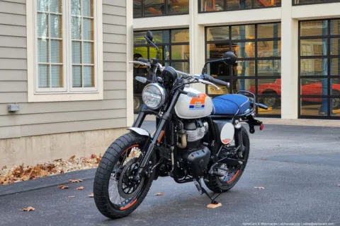 More photos of 2025 Royal Enfield Bear 650 Boardwalk White at North Hampton, NH