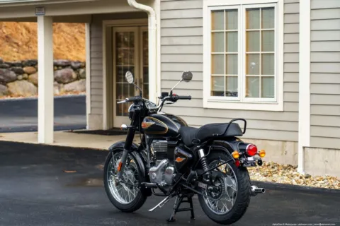 More photos of 2024 Royal Enfield Bullet 350 Standard Black at North Hampton, NH