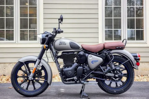 More photos of 2023 Royal Enfield Classic 350 Dark Gunmetal Grey at North Hampton, NH