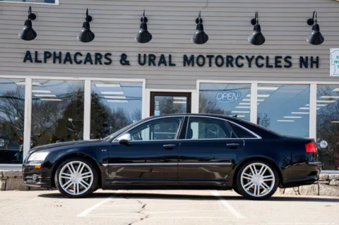 More photos of 2007 Audi S8 Quattro at North Hampton, NH