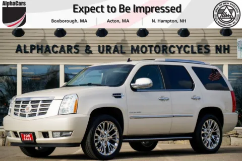 Black 2014 Cadillac Escalade Luxury AWD for sale in North Hampton, NH