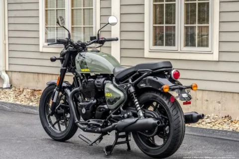 More photos of 2026 Royal Enfield Shotgun 650 Green Drill at Spencer Showroom, MA