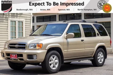 Beige 2001 Nissan Pathfinder LE 4WD for sale in Boxborough, MA