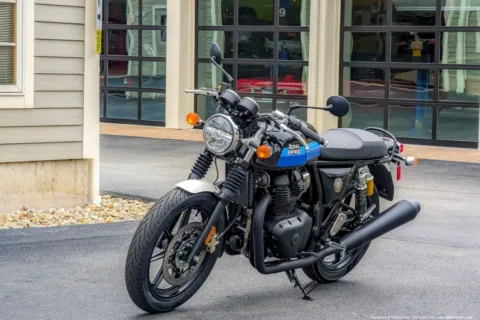 Another view of 2024 Royal Enfield Continental GT 650 Slipstream Blue for sale in Spencer, MA at Spencer Showroom