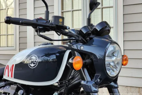 More photos of 2024 Royal Enfield Shotgun 650 Stencil White at Spencer, MA