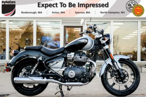 Photos of 2024 Royal Enfield Super Meteor 650 Interstellar Grey for sale in Spencer, MA at Spencer Showroom
