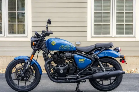 More photos of 2024 Royal Enfield Shotgun 650 Plasma Blue at Spencer, MA