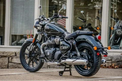 More photos of 2024 Royal Enfield Super Meteor 650 Astral Green at Spencer Showroom, MA