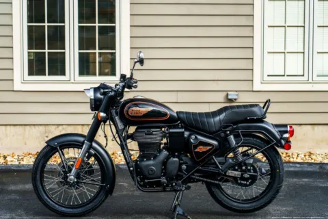 More photos of 2024 Royal Enfield Bullet 350 Black Gold at Spencer, MA