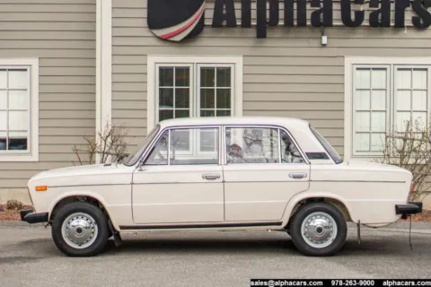 More photos of 1988 Lada VAZ 2106 1300 SL at Spencer, MA