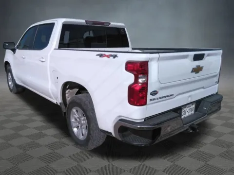 More photos of 2022 Chevrolet Silverado 1500 LT at McCloskey Truck Town (Licensed as McCloskey Motors Inc.), CO