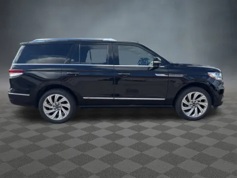 More photos of 2024 Lincoln Navigator Reserve at McCloskey Truck Town (Licensed as McCloskey Motors Inc.), CO