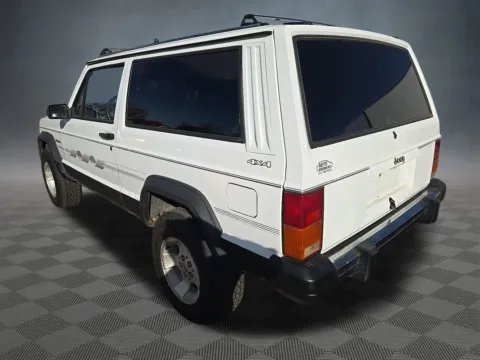 More photos of 1993 Jeep Cherokee at McCloskey Truck Town (Licensed as McCloskey Motors Inc.), CO