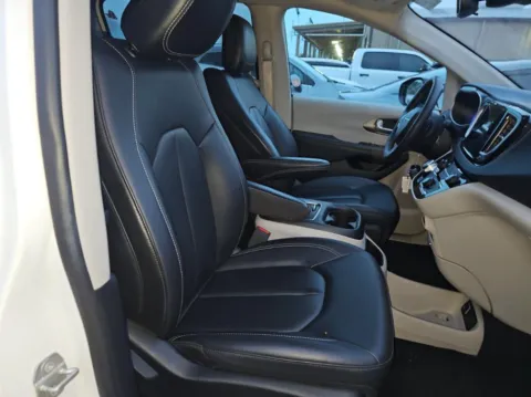 More photos of 2024 Chrysler Pacifica Touring L at McCloskey Truck Town (Licensed as McCloskey Motors Inc.), CO