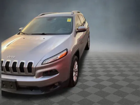 More photos of 2018 Jeep Cherokee Latitude Plus at McCloskey Truck Town (Licensed as McCloskey Motors Inc.), CO
