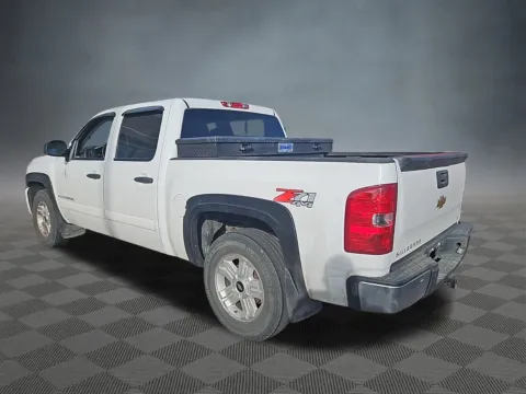 More photos of 2008 Chevrolet Silverado 1500 LT at McCloskey Truck Town (Licensed as McCloskey Motors Inc.), CO