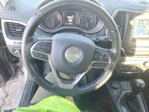 More photos of 2019 Jeep Cherokee Latitude Plus at McCloskey Truck Town (Licensed as McCloskey Motors Inc.), CO