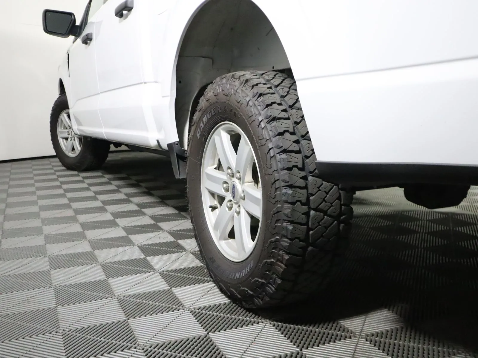 2022 Ford F-150 XLT - Photo 12