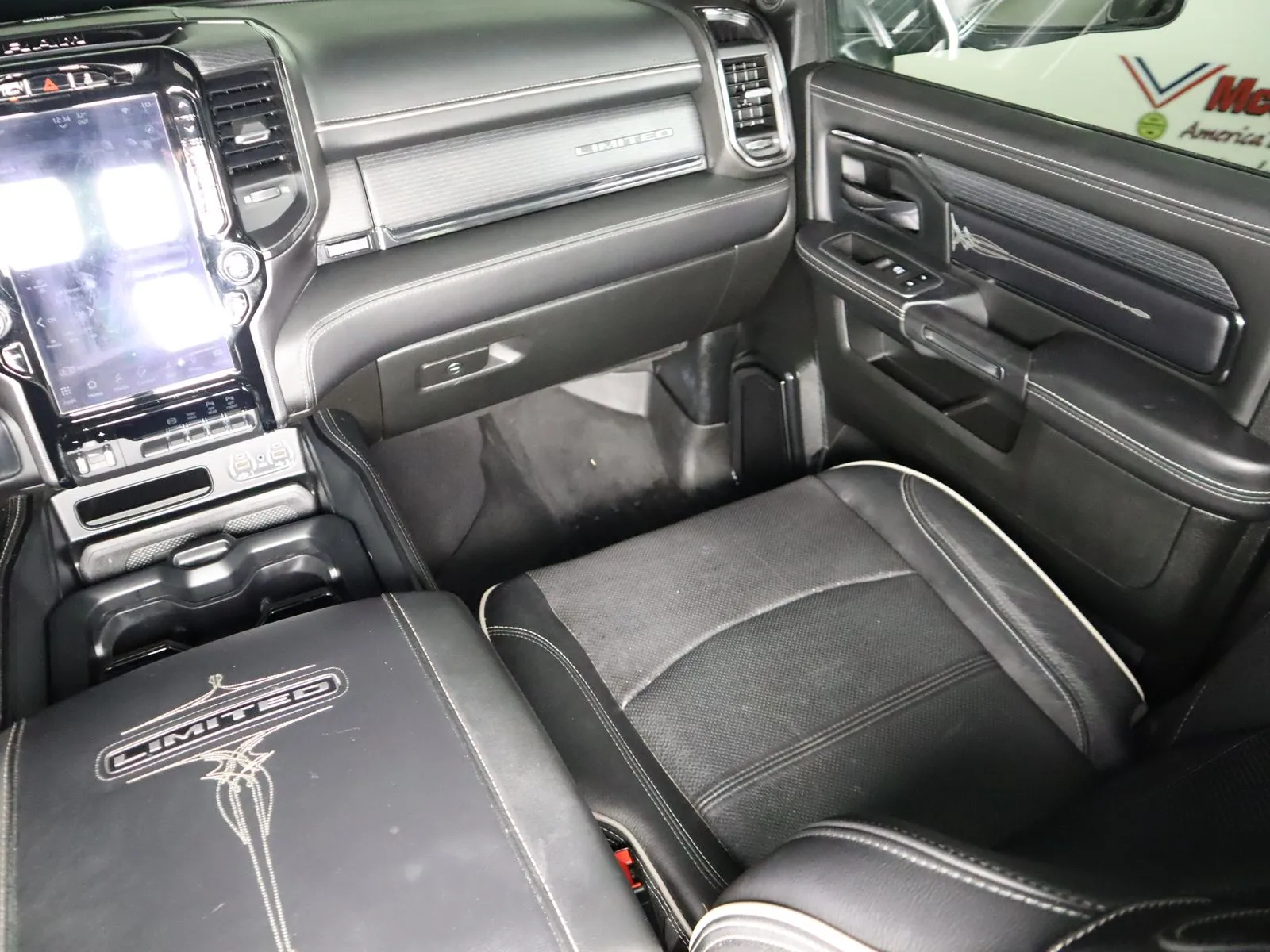 2022 RAM Ram 2500 Pickup Laramie Limited - Photo 32
