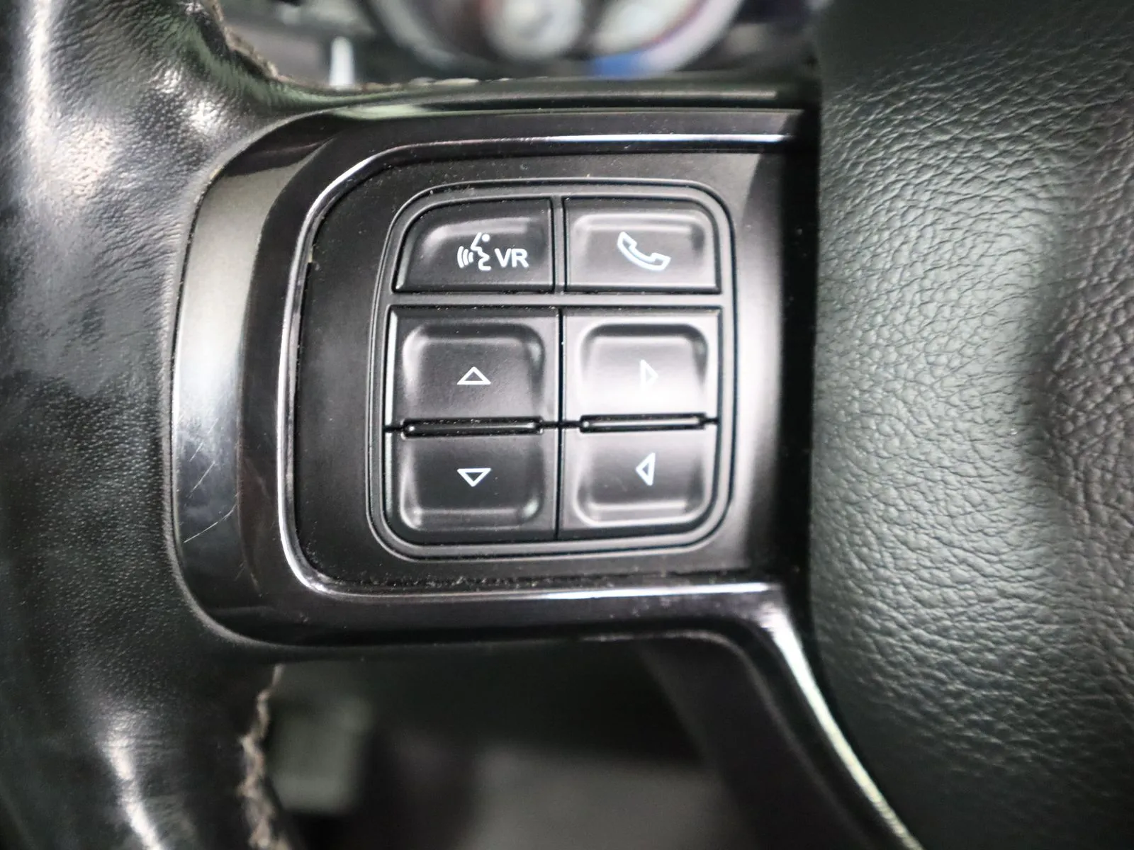2022 RAM Ram 2500 Pickup Laramie Limited - Photo 35