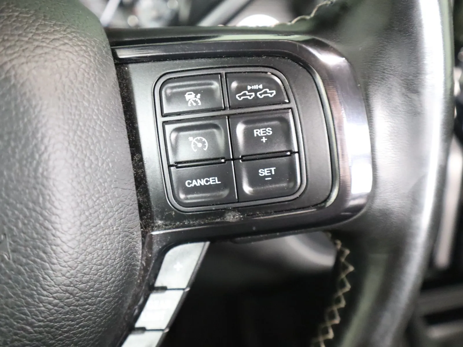 2022 RAM Ram 2500 Pickup Laramie Limited - Photo 36
