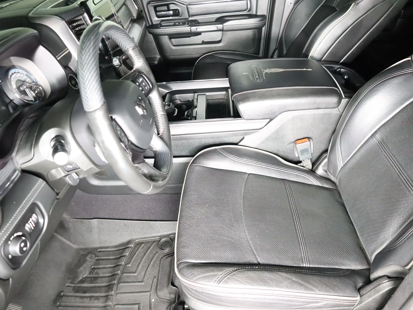 2022 RAM Ram 2500 Pickup Laramie Limited - Photo 27