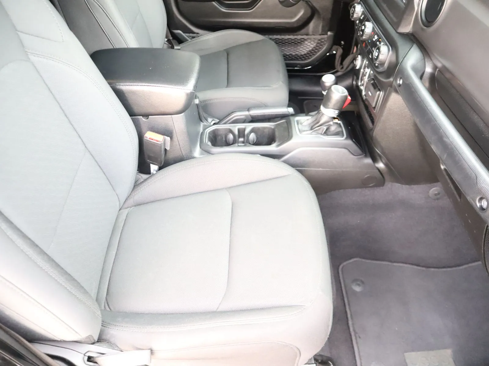 2021 Jeep Gladiator Sport S - Photo 52