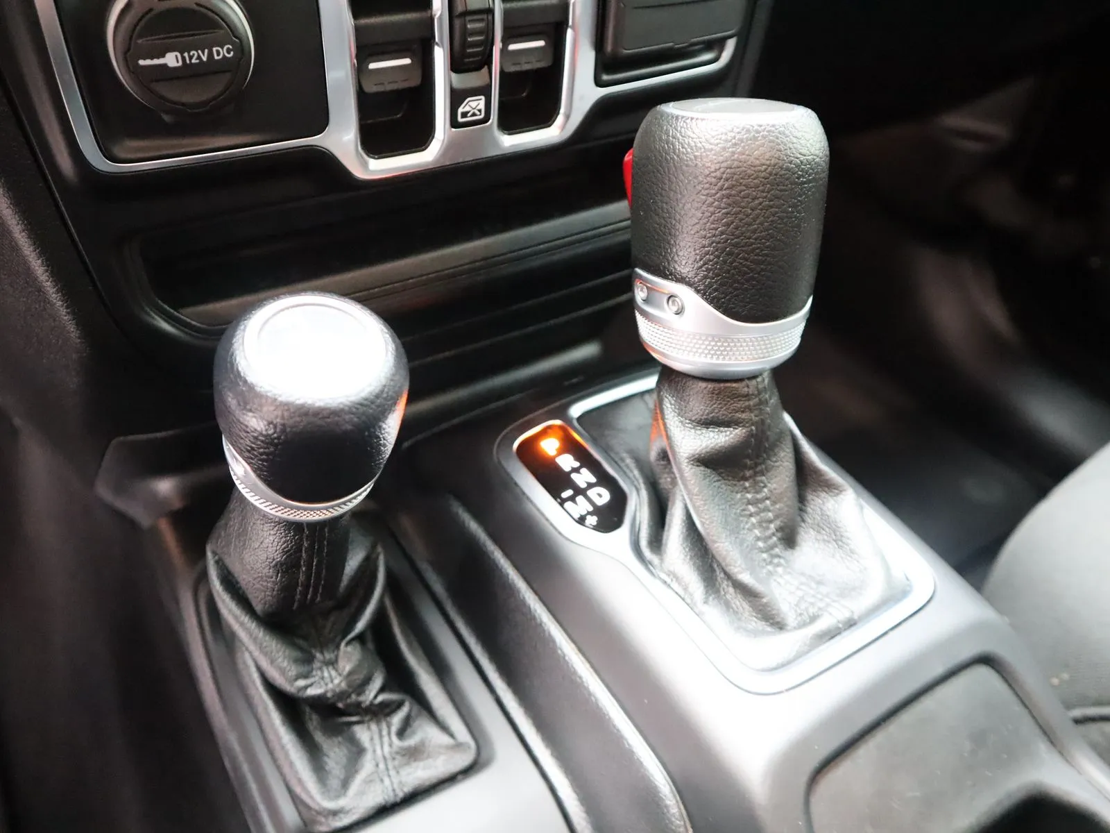 2021 Jeep Gladiator Sport S - Photo 38