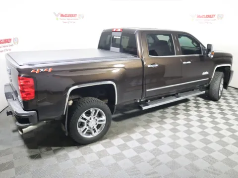 More photos of 2019 Chevrolet Silverado 2500HD High Country at McCloskey Imports & 4x4s (Licensed as McCloskey Isuzu), CO