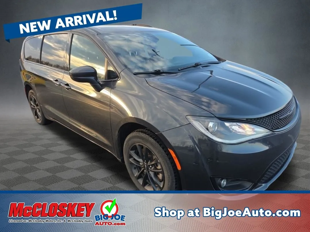 Blue 2020 Chrysler Pacifica Launch Edition for sale in Colorado Springs, CO