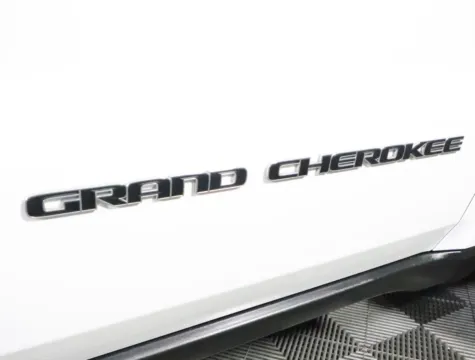 More photos of 2021 Jeep Grand Cherokee Limited at McCloskey Truck Town (Licensed as McCloskey Motors Inc.), CO