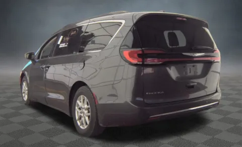 More photos of 2022 Chrysler Pacifica Touring L at McCloskey Truck Town (Licensed as McCloskey Motors Inc.), CO