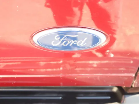 More photos of 2006 Ford F-350SD at McCloskey Truck Town (Licensed as McCloskey Motors Inc.), CO