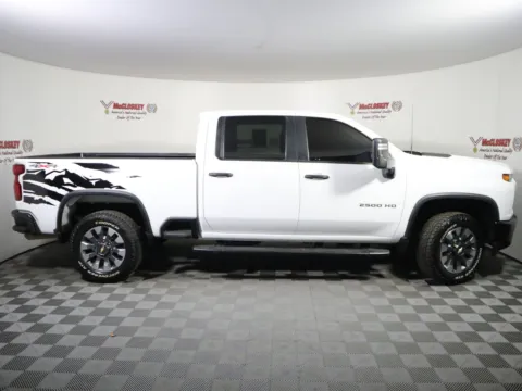 More photos of 2022 Chevrolet Silverado 2500HD Custom at McCloskey Truck Town (Licensed as McCloskey Motors Inc.), CO