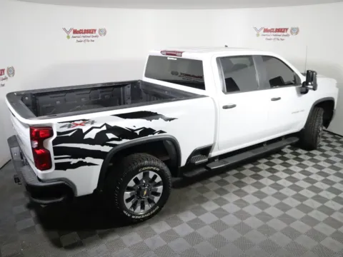 More photos of 2022 Chevrolet Silverado 2500HD Custom at McCloskey Truck Town (Licensed as McCloskey Motors Inc.), CO