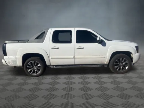 More photos of 2009 Chevrolet Avalanche 1500 LT at McCloskey Truck Town (Licensed as McCloskey Motors Inc.), CO