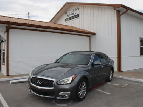 Gray 2015 INFINITI Q70 Hybrid for sale in Tulsa, OK