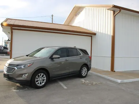 Beige 2018 Chevrolet Equinox LT for sale in Tulsa, OK