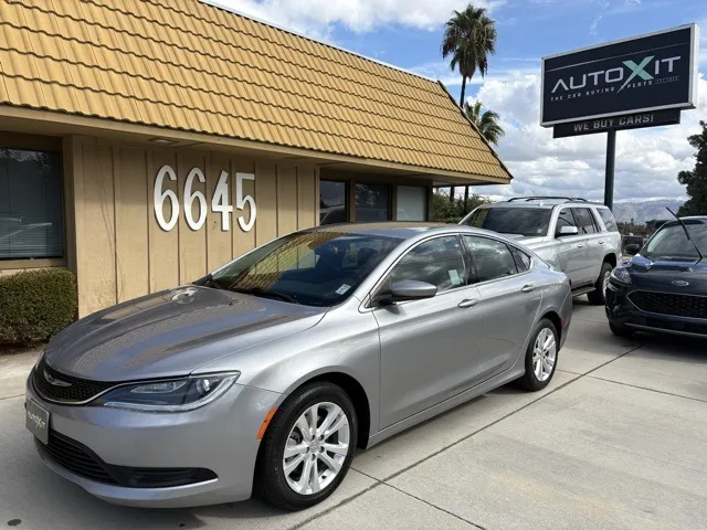 2017 Chrysler 200