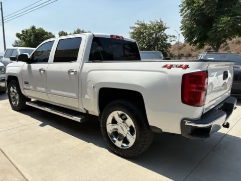 More photos of 2018 Chevrolet Silverado 1500 LTZ at AutoXit, CA