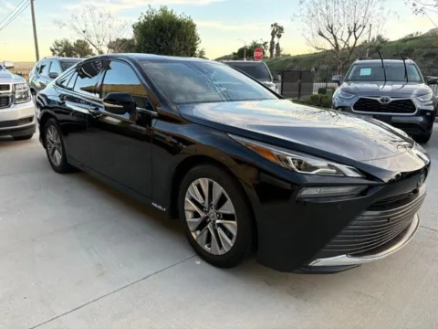More photos of 2023 Toyota Mirai XLE at AutoXit, CA