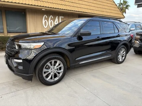 Another view of 2020 Ford Explorer XLT for sale in Riverside, CA at AutoXit