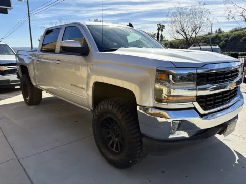 More photos of 2018 Chevrolet Silverado 1500 LT at AutoXit, CA