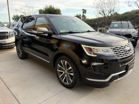 More photos of 2018 Ford Explorer Platinum at AutoXit, CA