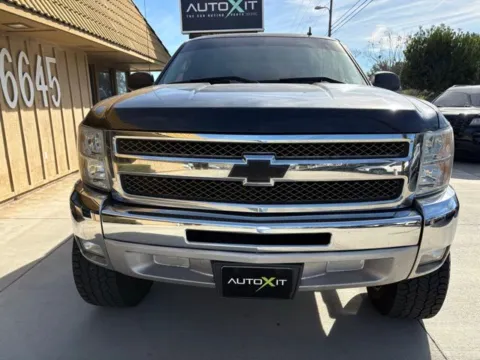 Photos of 2012 Chevrolet Silverado 1500 LT for sale in Riverside, CA at AutoXit