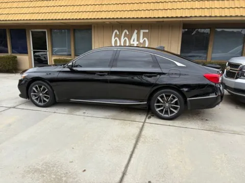 More photos of 2021 Honda Accord EX-L at AutoXit, CA