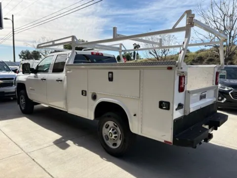 Another view of 2019 Chevrolet Silverado 2500HD Work Truck for sale in Riverside, CA at AutoXit